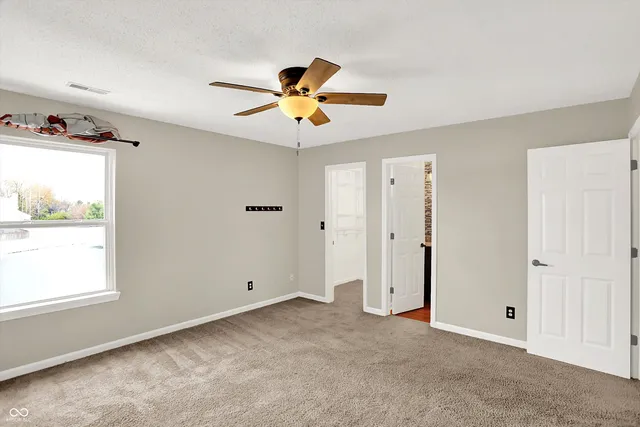 $259,000 | 2939 Hazelview Lane, Indianapolis, IN 46268