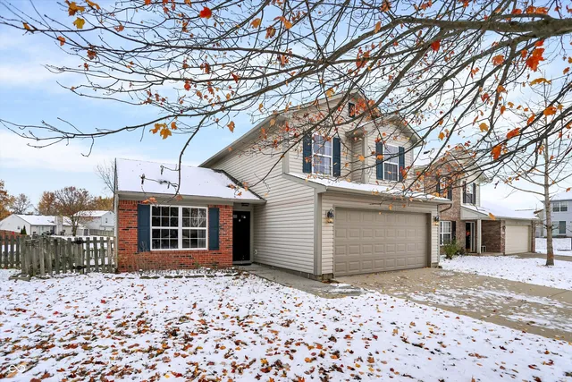 $259,000 | 2939 Hazelview Lane, Indianapolis, IN 46268