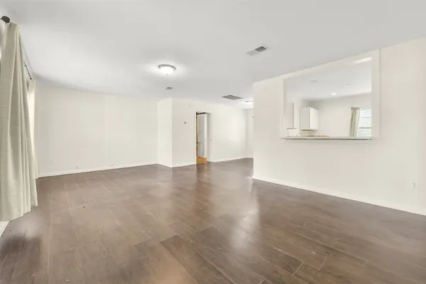 $163,000 | 2807 Fannin Street, La Marque, TX 77568