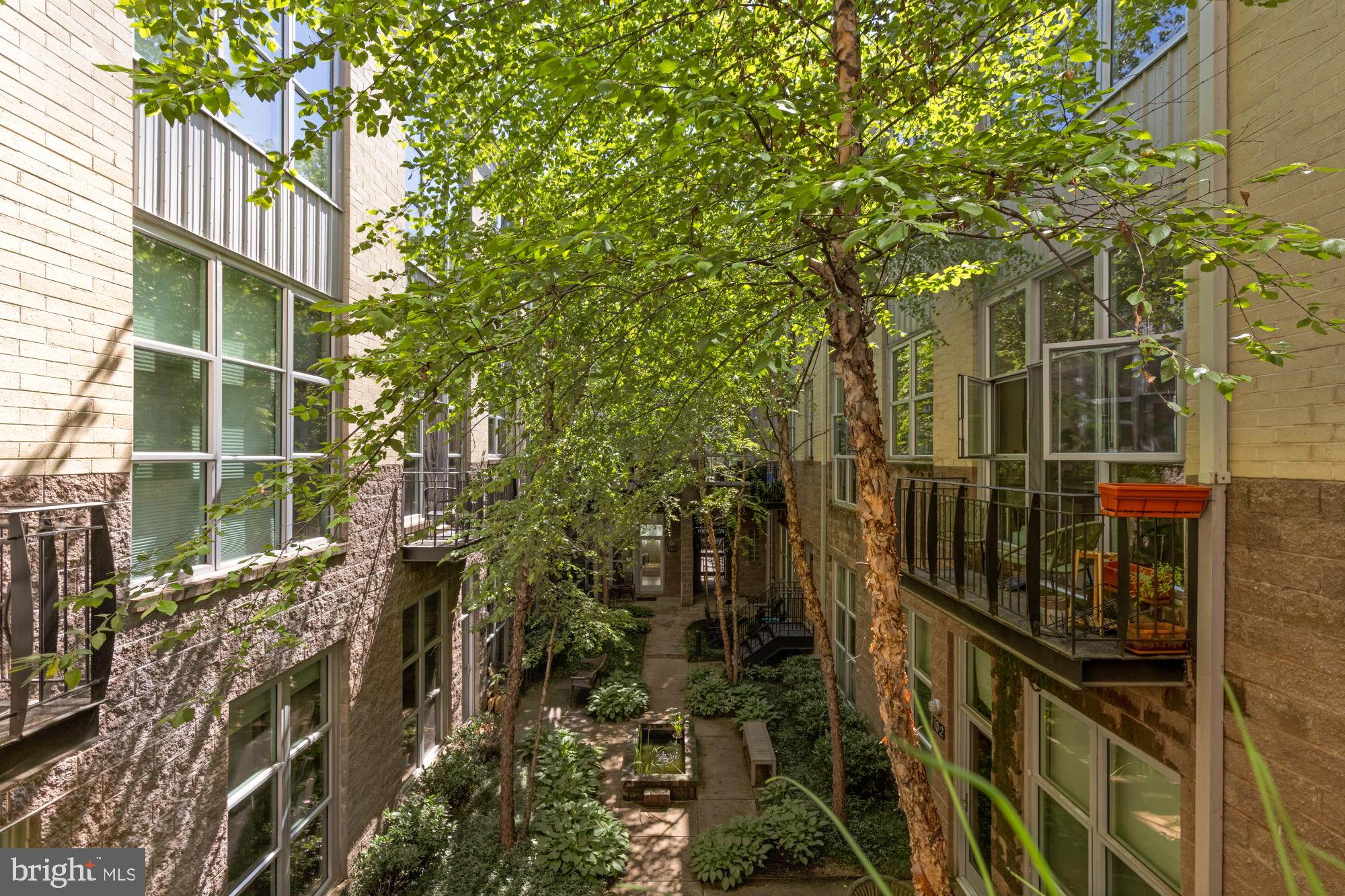 2380 Champlain Street Northwest, Unit 203 Washington, DC 20009 - Photo 42 of 45