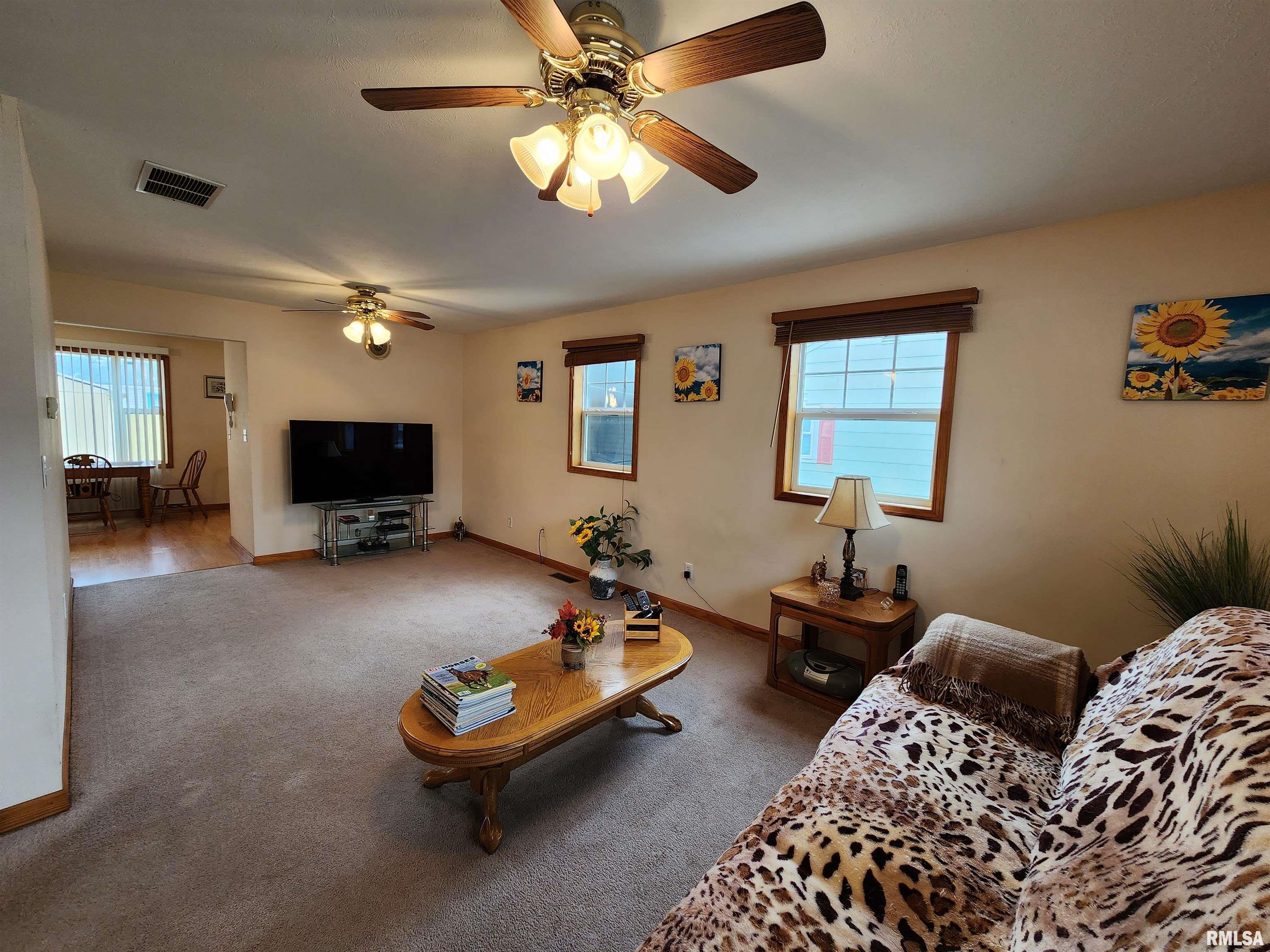 36 Lilac Lane Springfield, IL 62702 - Photo 5 of 25 Gallery Image 5