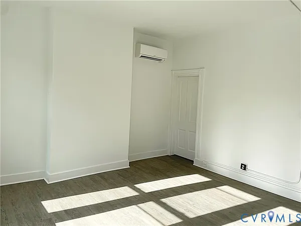 $2,490 | 102 North Lombardy Street, Unit 2, Richmond, VA 23220