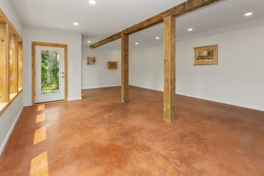 2653 Providence Road Northbridge, MA 01534 - Photo 9 of 25