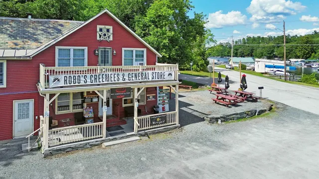 $400,000 | 33 Creek Road, Castleton, VT 05735