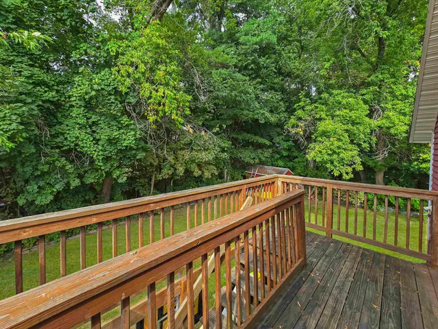 $400,000 | 33 Creek Road, Castleton, VT 05735