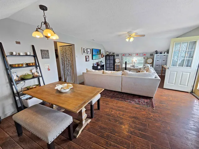 $400,000 | 33 Creek Road, Castleton, VT 05735