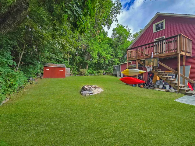 $400,000 | 33 Creek Road, Castleton, VT 05735