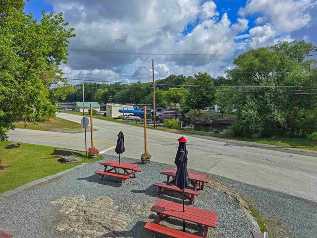 $400,000 | 33 Creek Road, Castleton, VT 05735