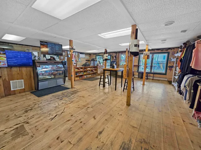 $400,000 | 33 Creek Road, Castleton, VT 05735