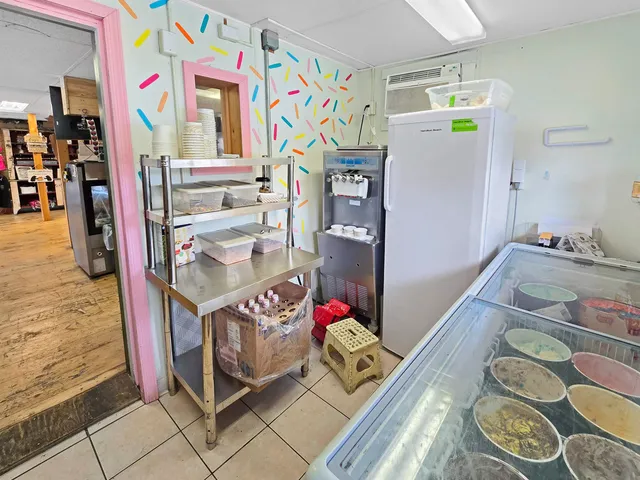 $400,000 | 33 Creek Road, Castleton, VT 05735