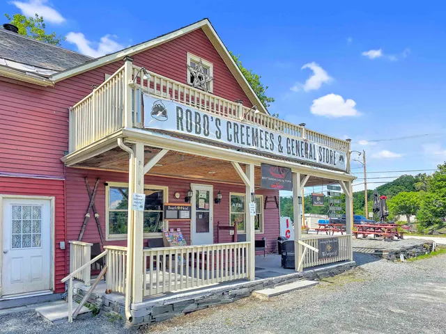 $400,000 | 33 Creek Road, Castleton, VT 05735