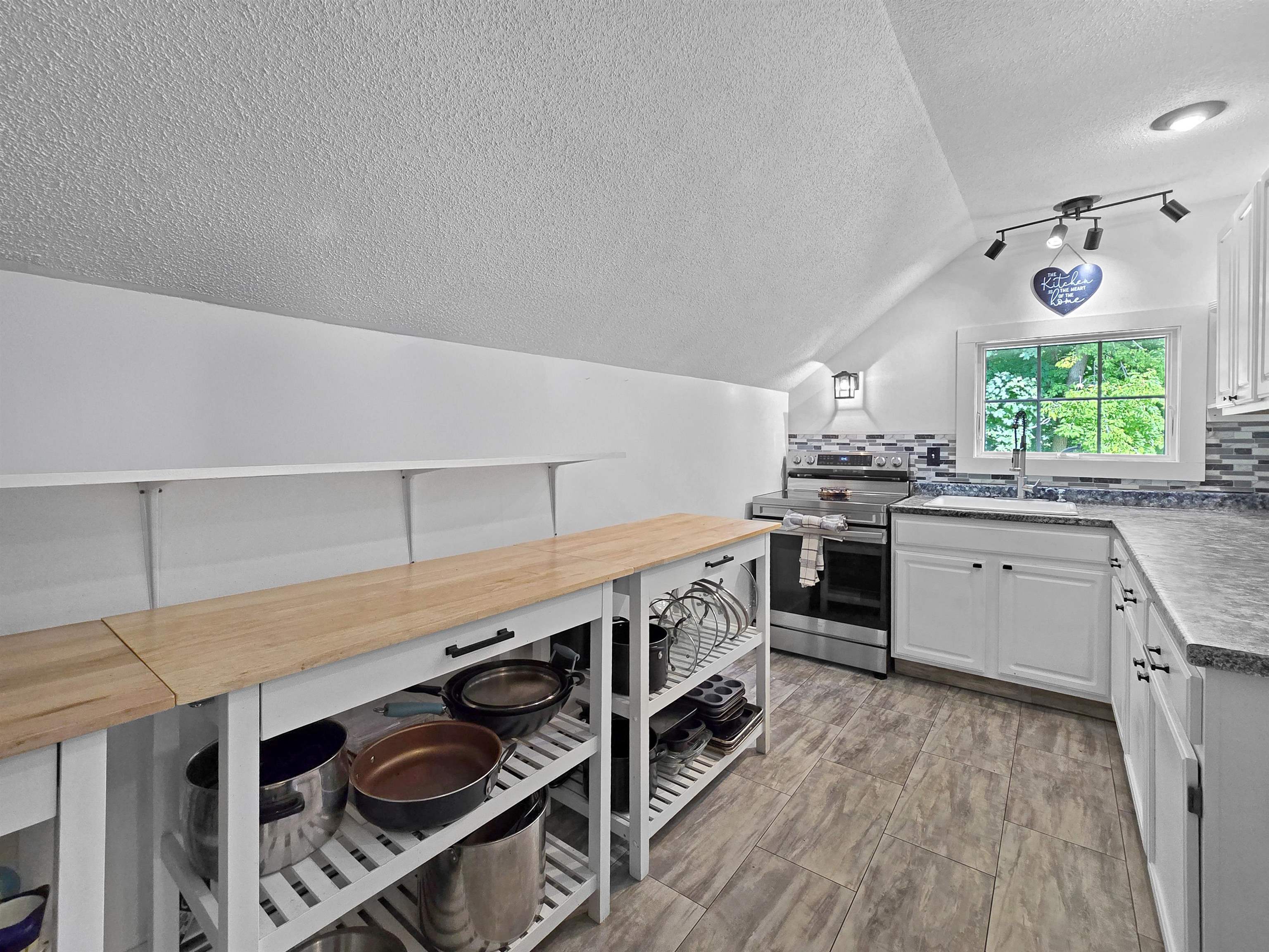 33 Creek Road Castleton, VT 05735 - Photo 10 of 58