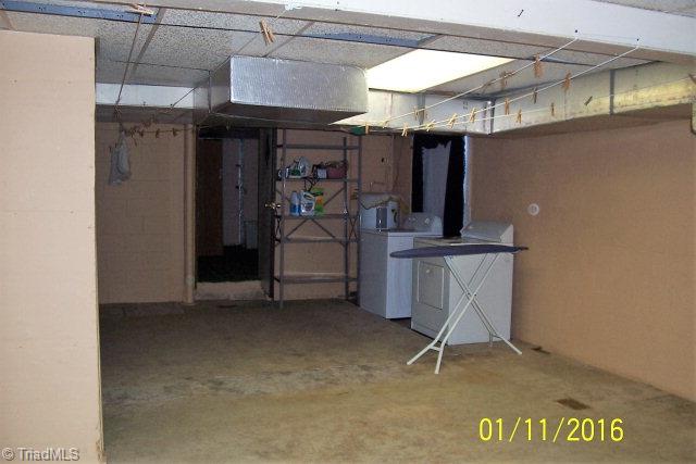 226 Dockery Road Purlear, NC 28665 - Photo 21 of 34 Basement