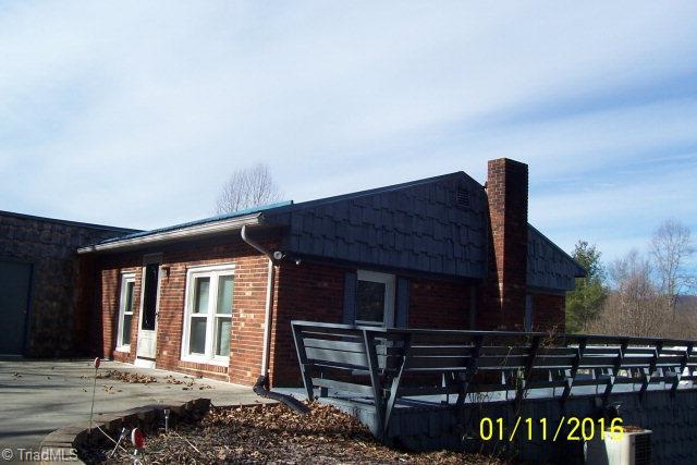 226 Dockery Road Purlear, NC 28665 - Photo 30 of 34 Gallery Image 30