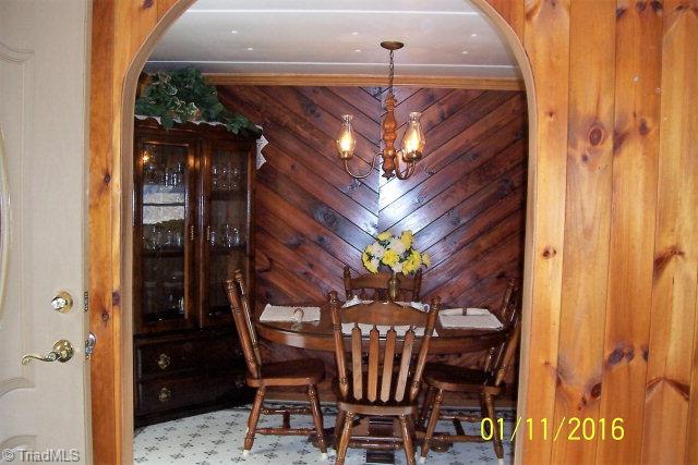 226 Dockery Road Purlear, NC 28665 - Photo 9 of 34 Dining Room