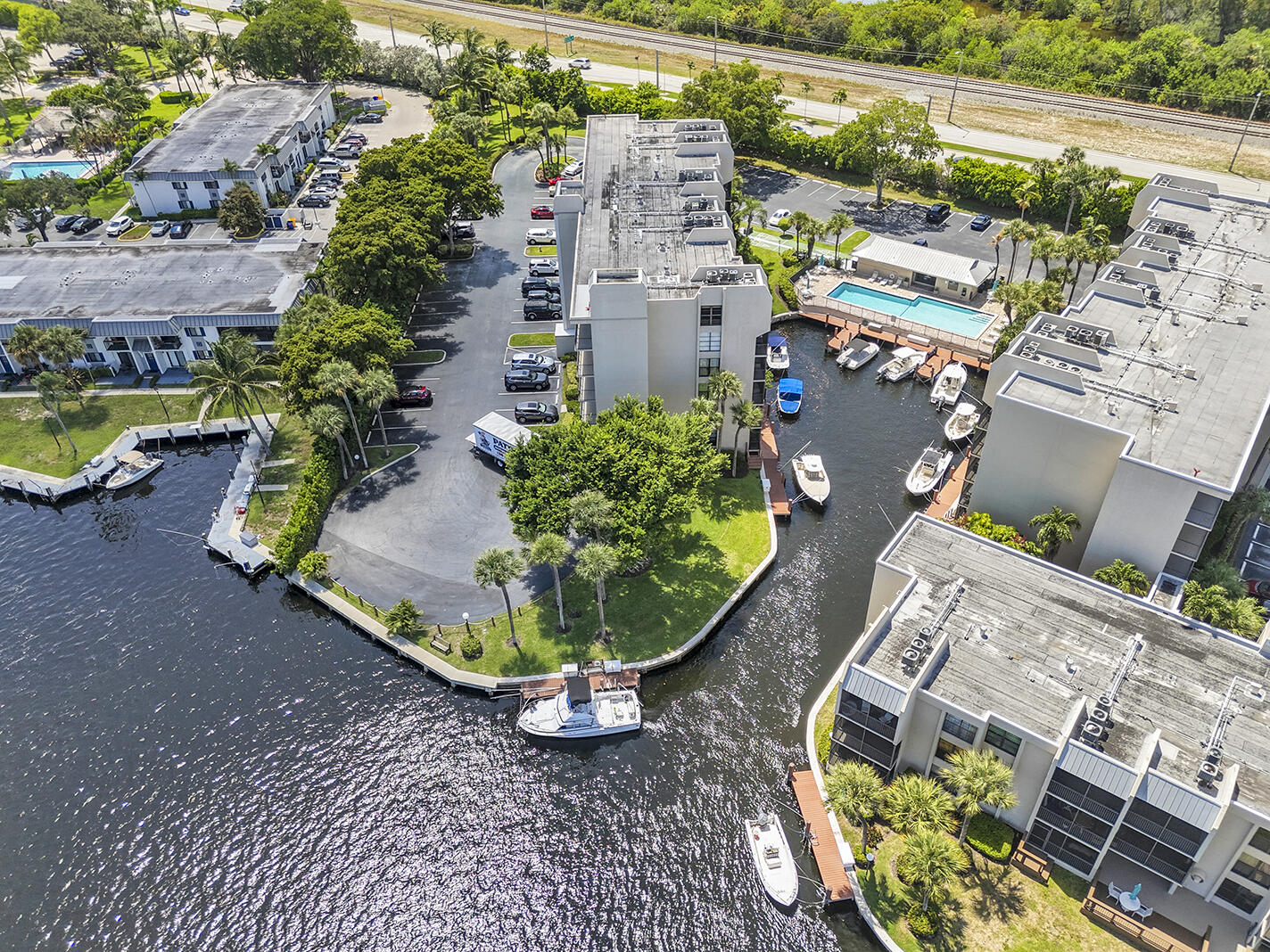 21 Royal Palm Way, Unit 405 Boca Raton, FL 33432 - Photo 3 of 57 Community View