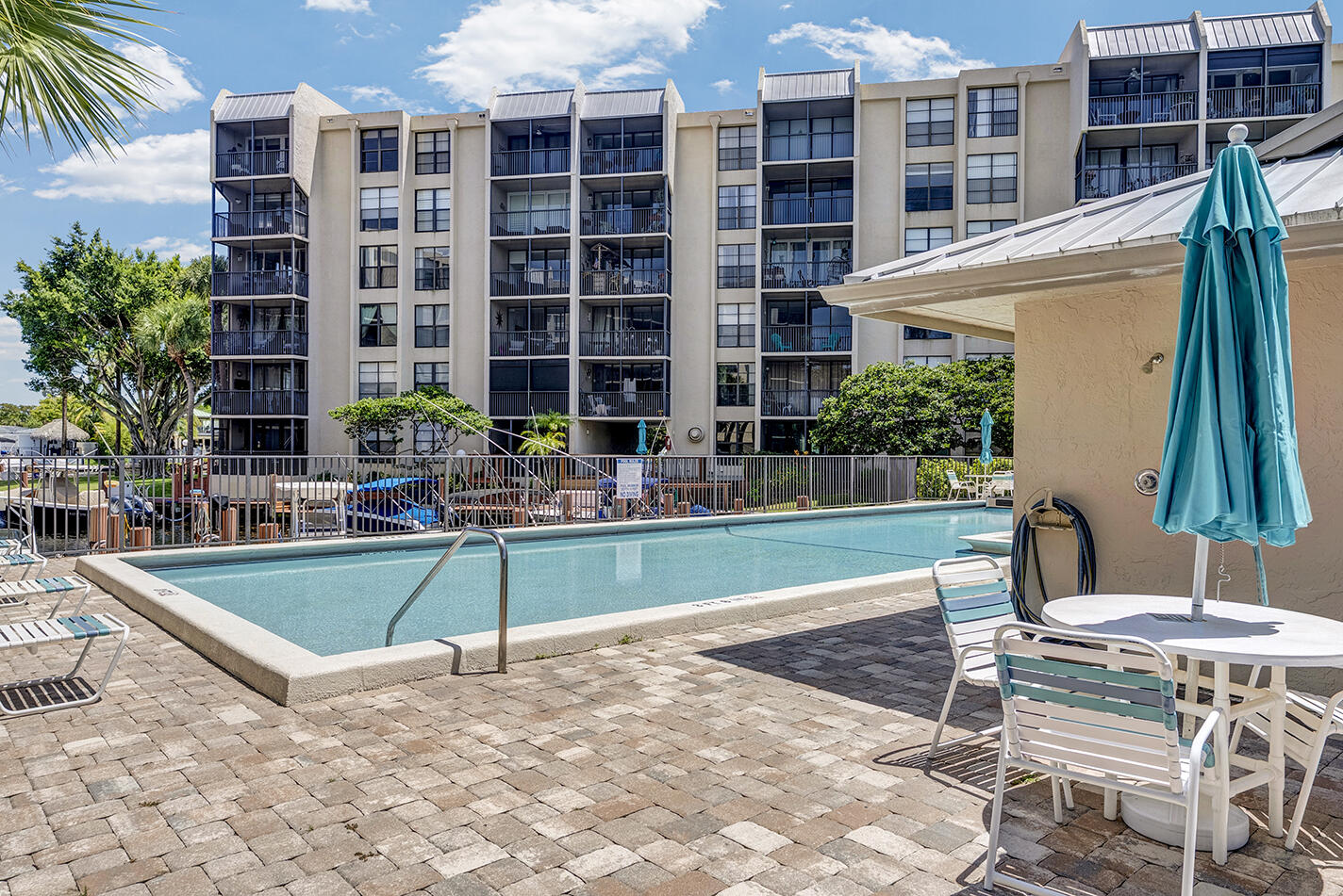 21 Royal Palm Way, Unit 405 Boca Raton, FL 33432 - Photo 48 of 57 Pool