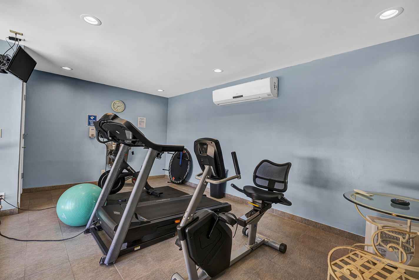 21 Royal Palm Way, Unit 405 Boca Raton, FL 33432 - Photo 50 of 57 Gym