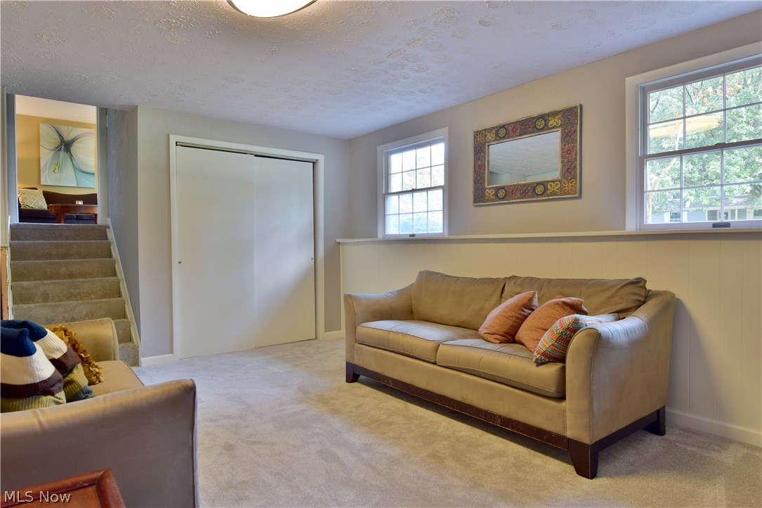 7739 Raglan Drive Northeast Warren, OH 44484 - Photo 17 of 35 Gallery Image 17