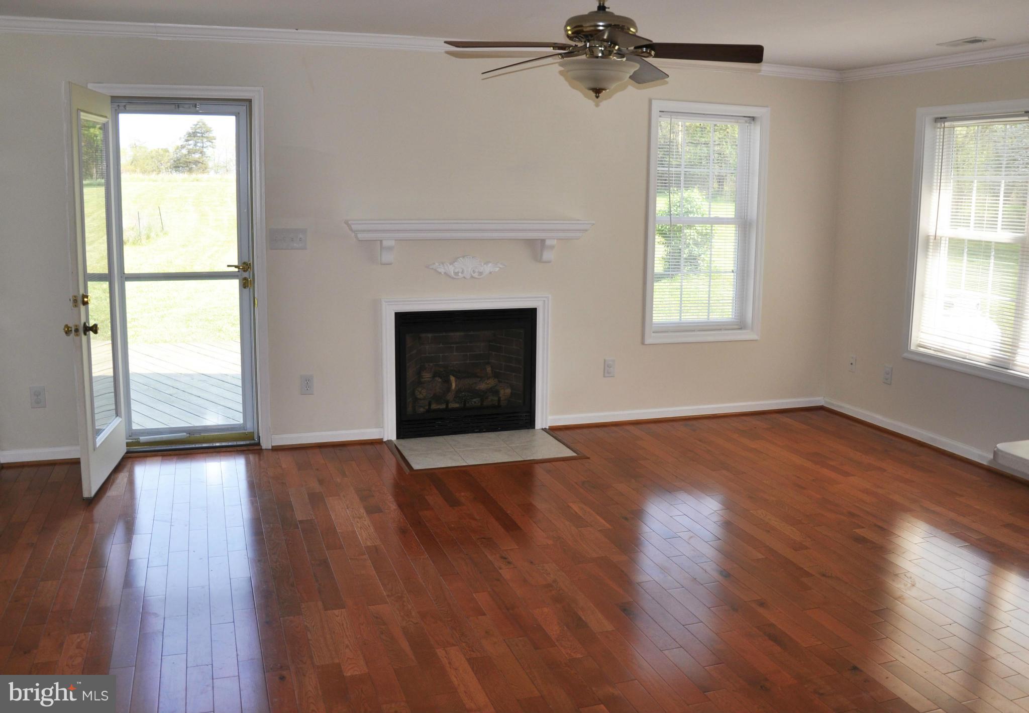 1590 Whitacre Road Cross Junction, VA 22625 - Photo 12 of 25 Family Room