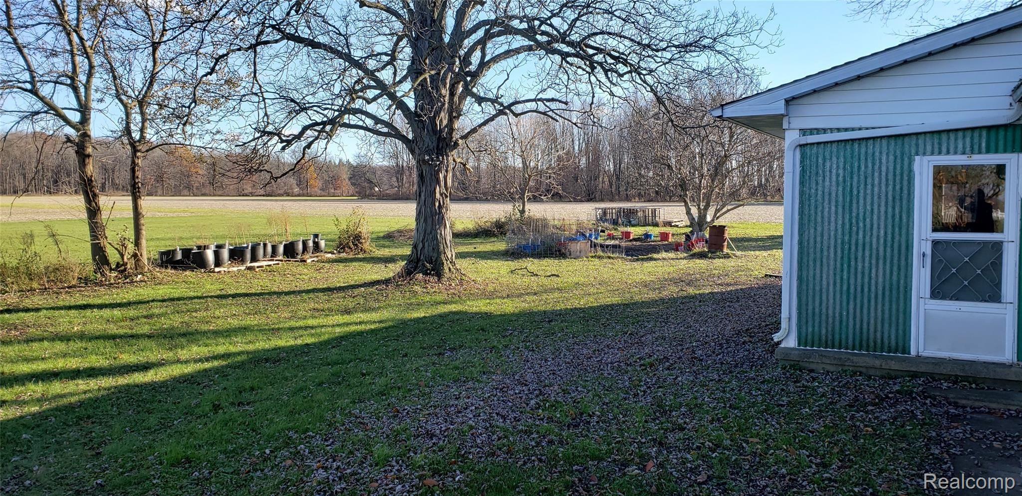 1630 Capac Road Allenton, MI 48002 - Photo 26 of 36 20211122_144528.jpg