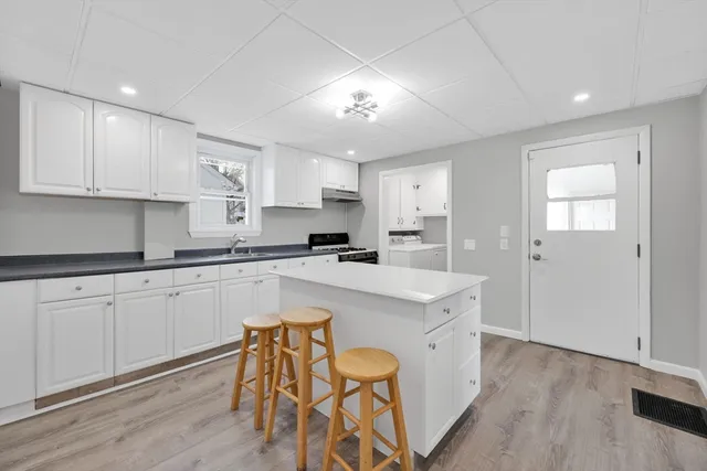 a view of utility room with washer and dryer