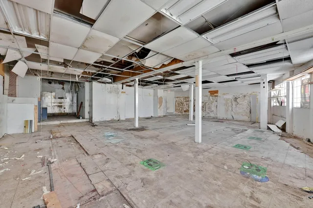 a view of empty room