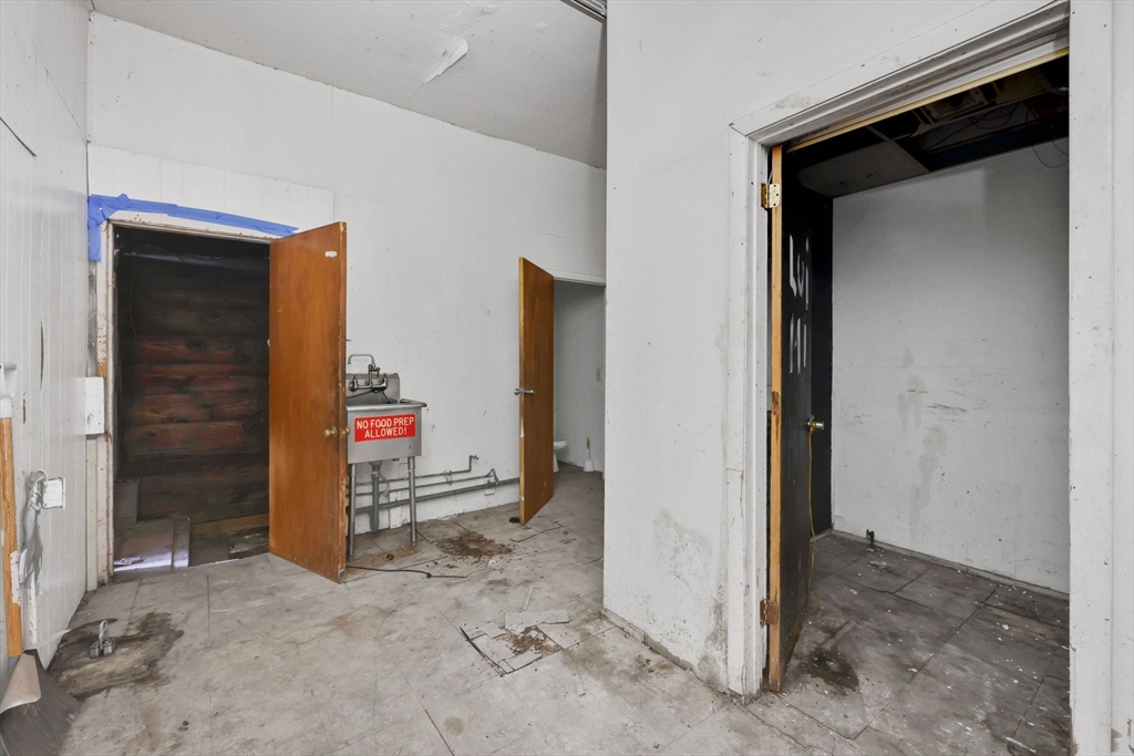 140-142 Dickinson Street Springfield, MA 01108 - Photo 42 of 42 a view of utility room