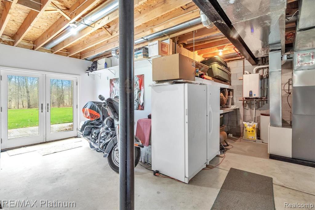 8159 Chambers Road Pinckney, MI 48169 - Photo 26 of 44 Gallery Image 26