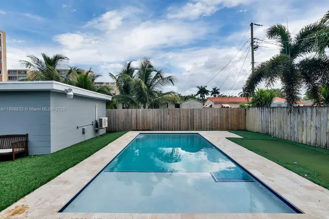 $5,795 | 1124 Northeast 6th Street, Hallandale Beach, FL 33009
