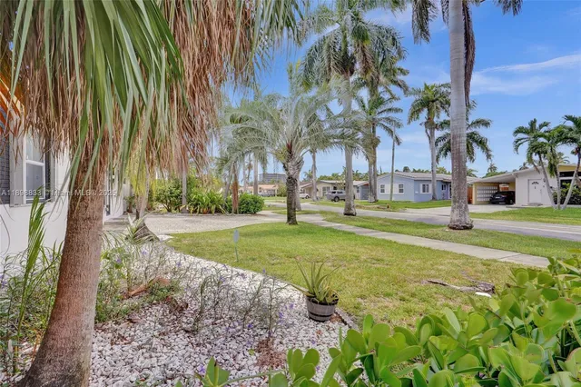 $5,795 | 1124 Northeast 6th Street, Hallandale Beach, FL 33009