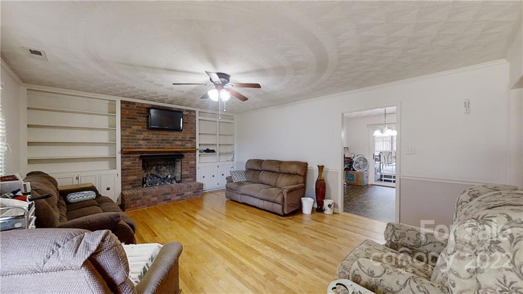 1688 Woolie Road Lincolnton, NC 28092 - Photo 8 of 19 Gallery Image 8