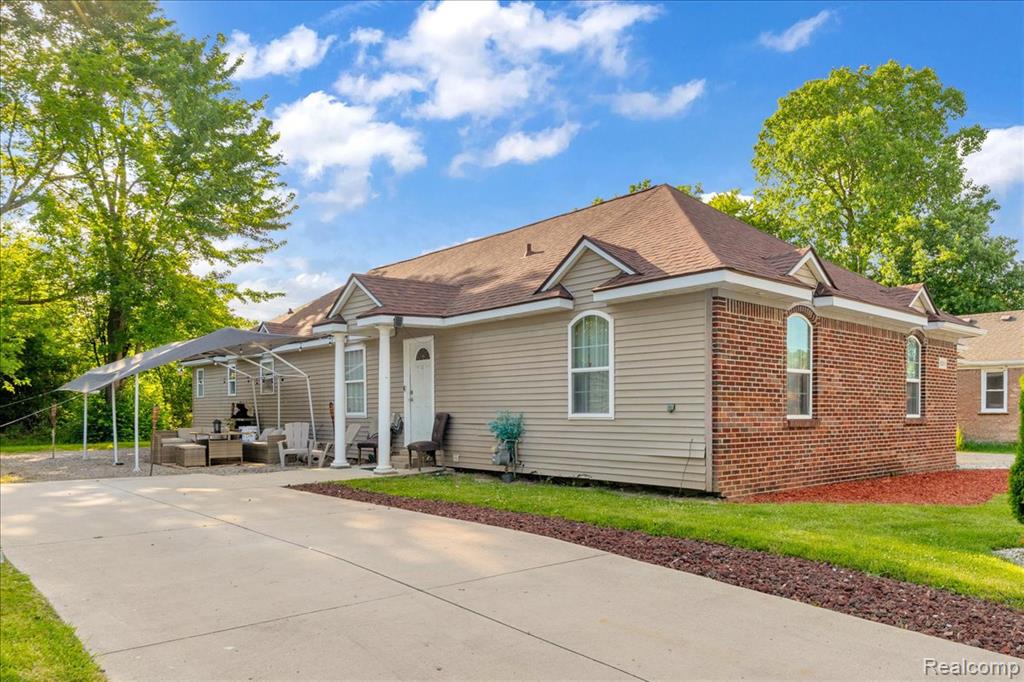 3260 Isabelle Street Inkster, MI 48141 - Photo 4 of 35