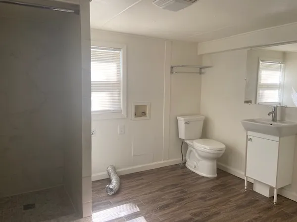 $1,100 | 417 South Commerce Street, Unit B, Lockhart, TX 78644