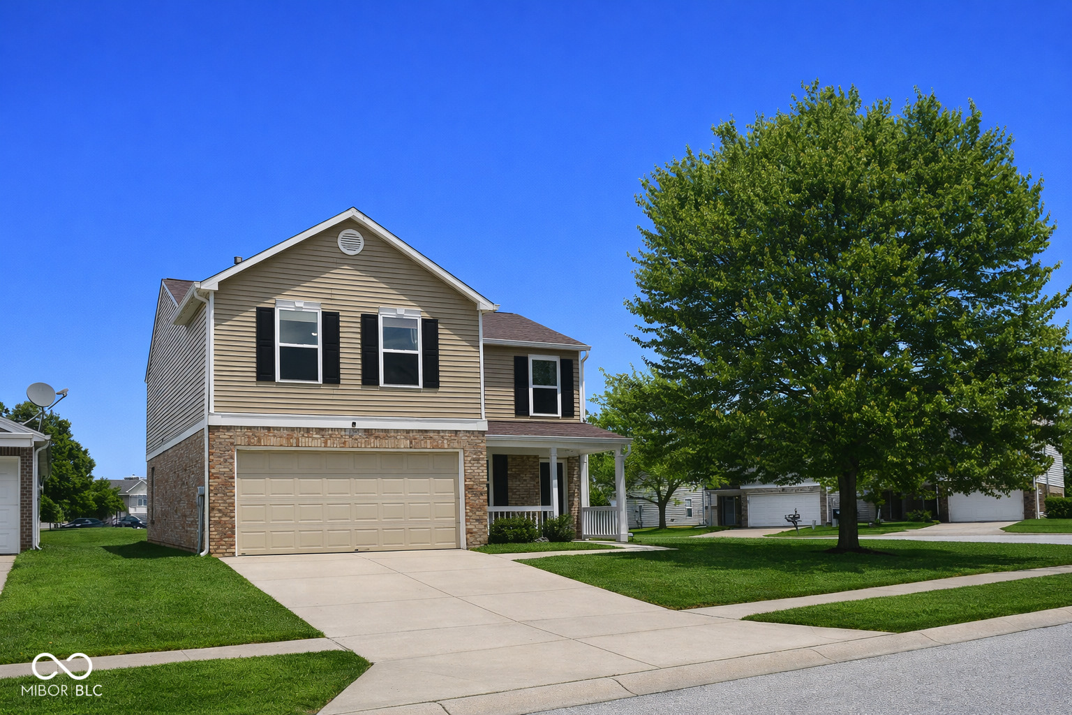 1795 Feather Reed Lane Greenwood, IN 46143 - Photo 2 of 34
