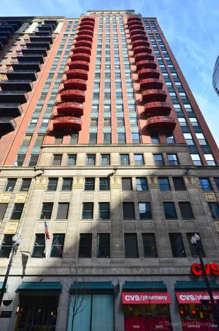 $229,900 | 208 West Washington Street, Unit 1803, Chicago, IL 60606