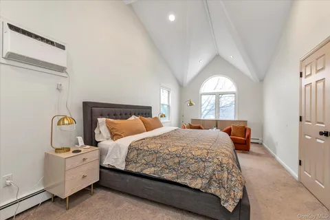 $799,000 | 49 Downhill Lane, Wantagh, NY 11793