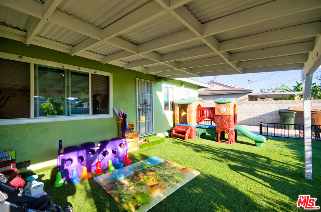 713 South Brookhurst Road Fullerton, CA 92833 - Photo 17 of 50