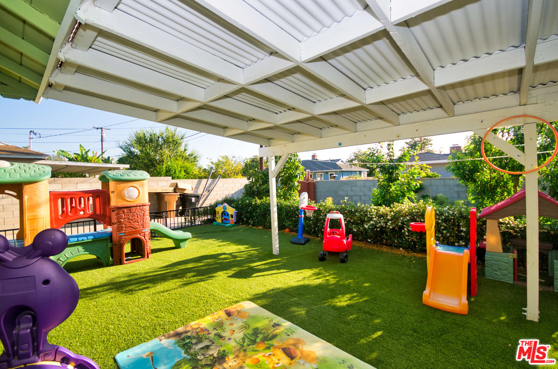 713 South Brookhurst Road Fullerton, CA 92833 - Photo 18 of 50