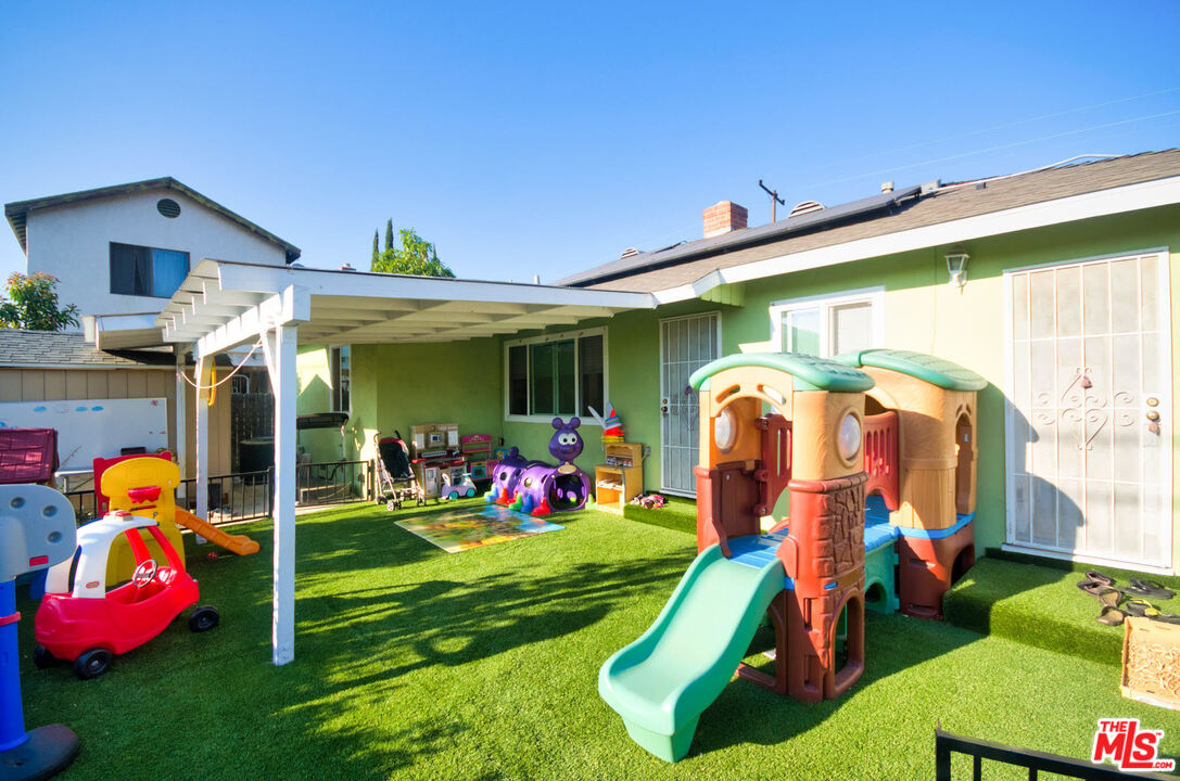 713 South Brookhurst Road Fullerton, CA 92833 - Photo 22 of 50