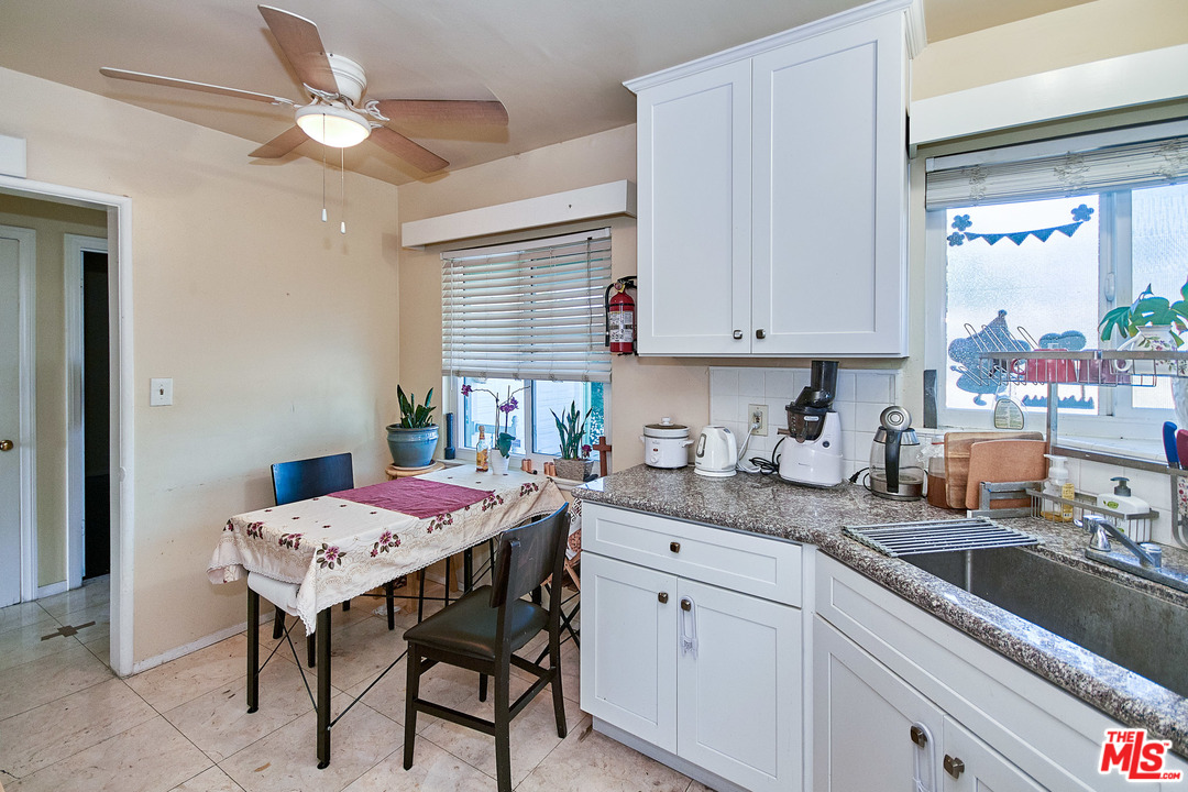 713 South Brookhurst Road Fullerton, CA 92833 - Photo 28 of 50