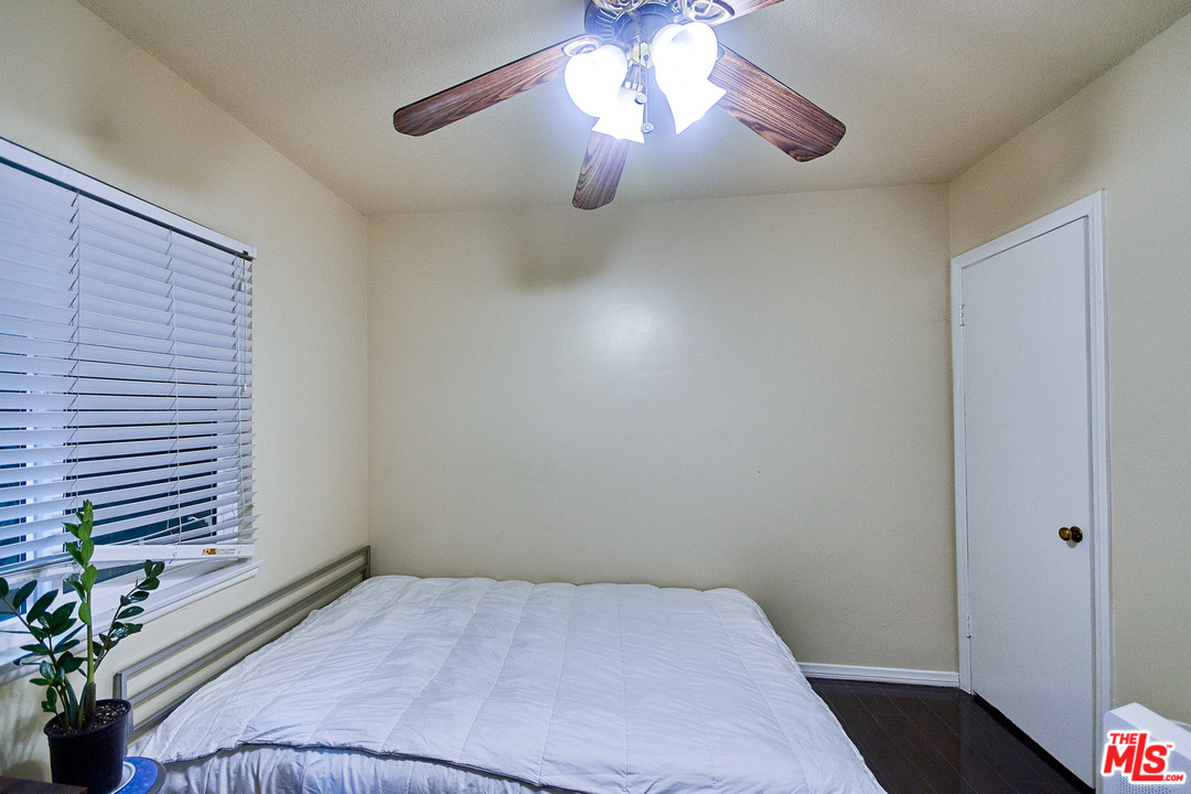 713 South Brookhurst Road Fullerton, CA 92833 - Photo 32 of 50