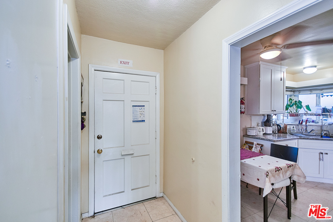 713 South Brookhurst Road Fullerton, CA 92833 - Photo 33 of 50