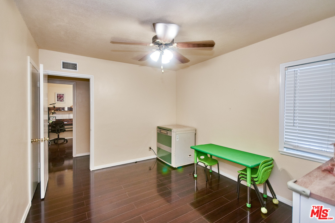 713 South Brookhurst Road Fullerton, CA 92833 - Photo 35 of 50