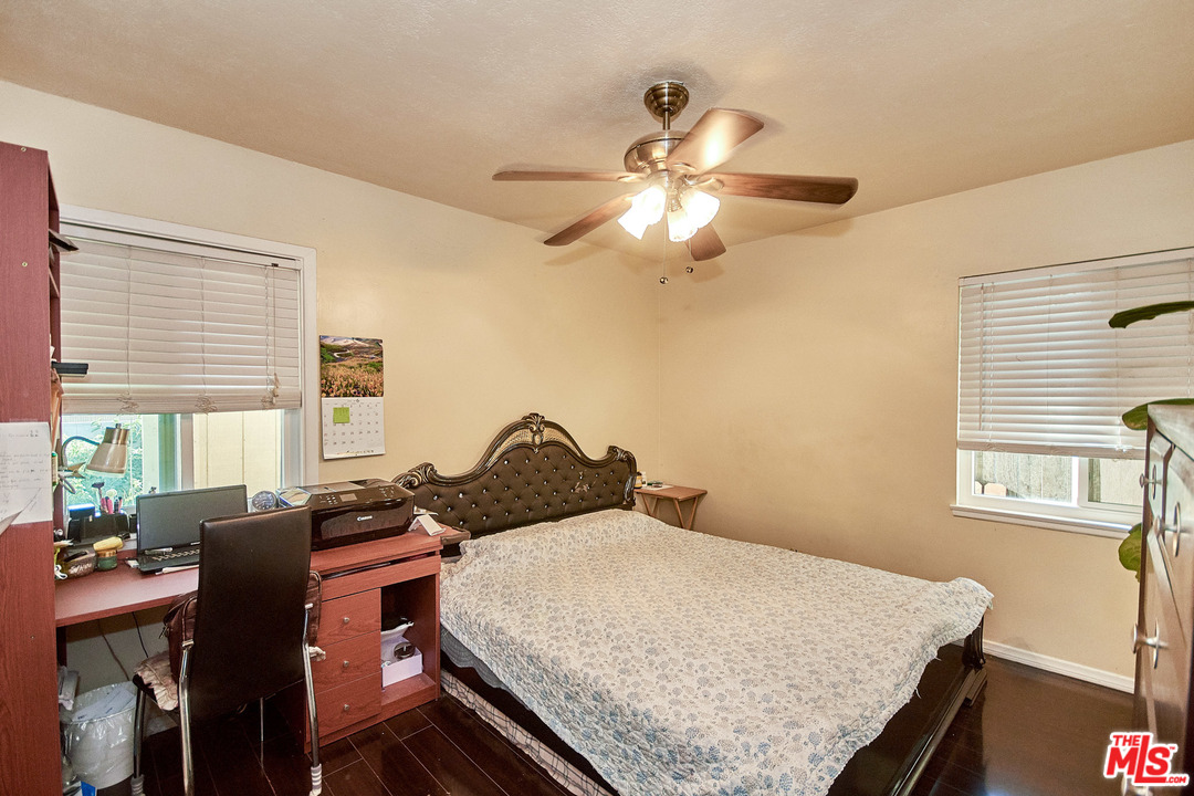 713 South Brookhurst Road Fullerton, CA 92833 - Photo 40 of 50