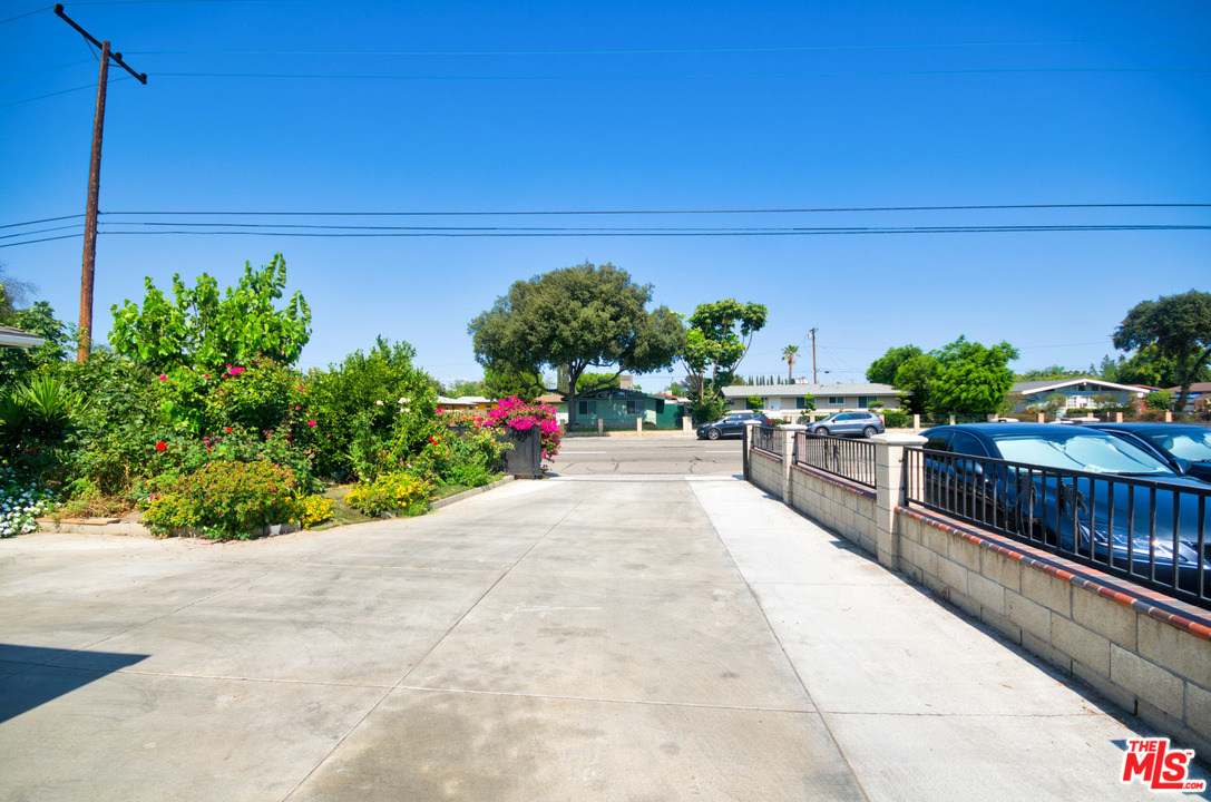 713 South Brookhurst Road Fullerton, CA 92833 - Photo 48 of 50