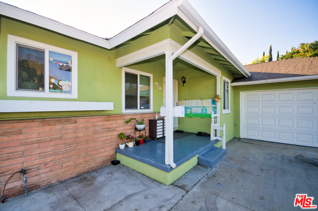 713 South Brookhurst Road Fullerton, CA 92833 - Photo 9 of 50