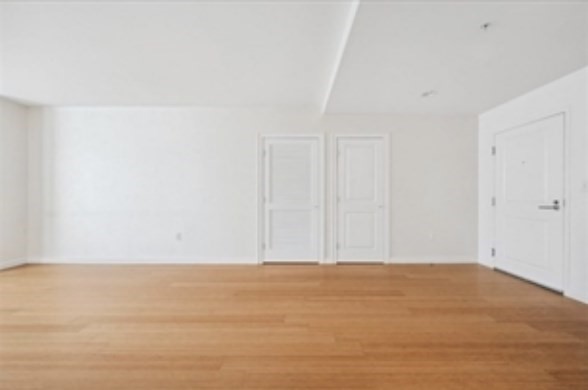 16 Miner Street, Unit 403 Boston, MA 02215 - Photo 7 of 25