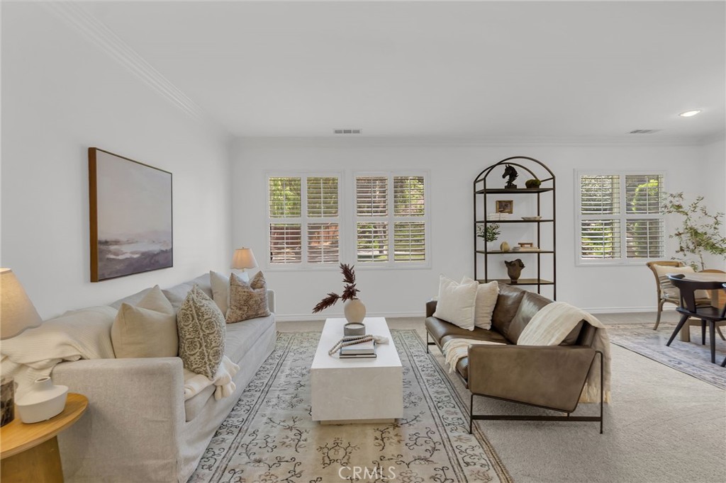 17089 Bluff Vista Court Riverside, CA 92503 - Photo 6 of 49