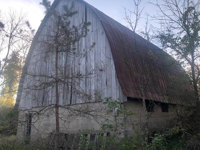 10824 9 Mile Road Kaleva, MI 49645 - Photo 4 of 25 IMG_8665